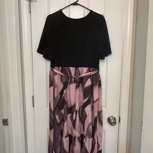 SHEIN Elegant Black and Pink Maxi Dress